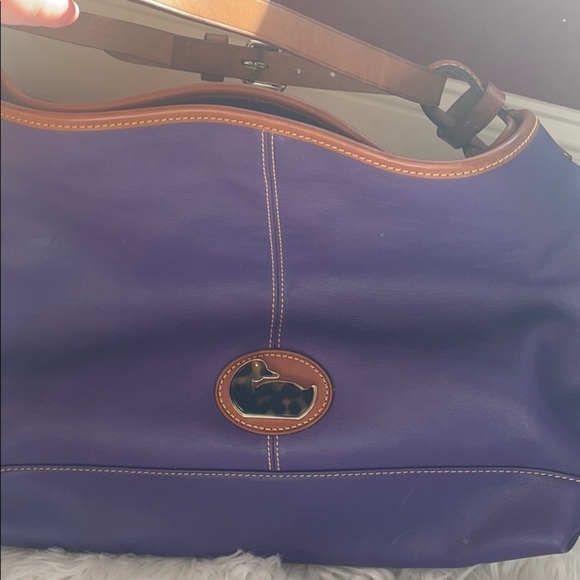 New Dooney & Bourke Purple Leather Tote Purse - Picture 11 of 11